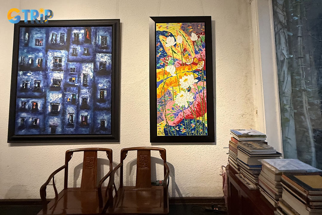 Apricot Gallery presents masterpieces from Indochine-era pioneers to contemporary icons, offering collectors a museum-like journey through Vietnamese art history
