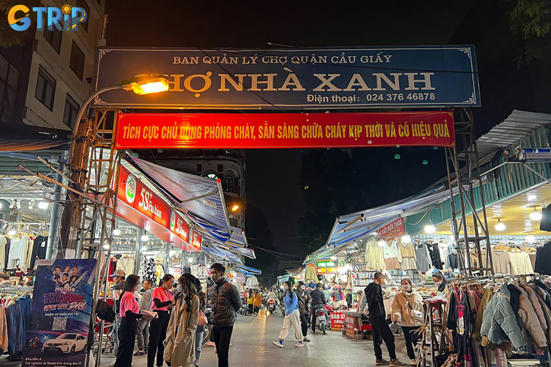 Nha Xanh Market is a bustling night market loved by students, offering affordable shopping and delicious street food in a lively atmosphere