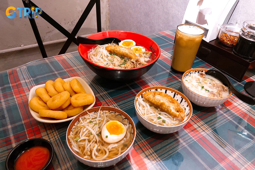 Ramen2go in Cau Giay offers quick, affordable, and flavorful ramen, making it a popular choice for students and office workers seeking great value and convenience