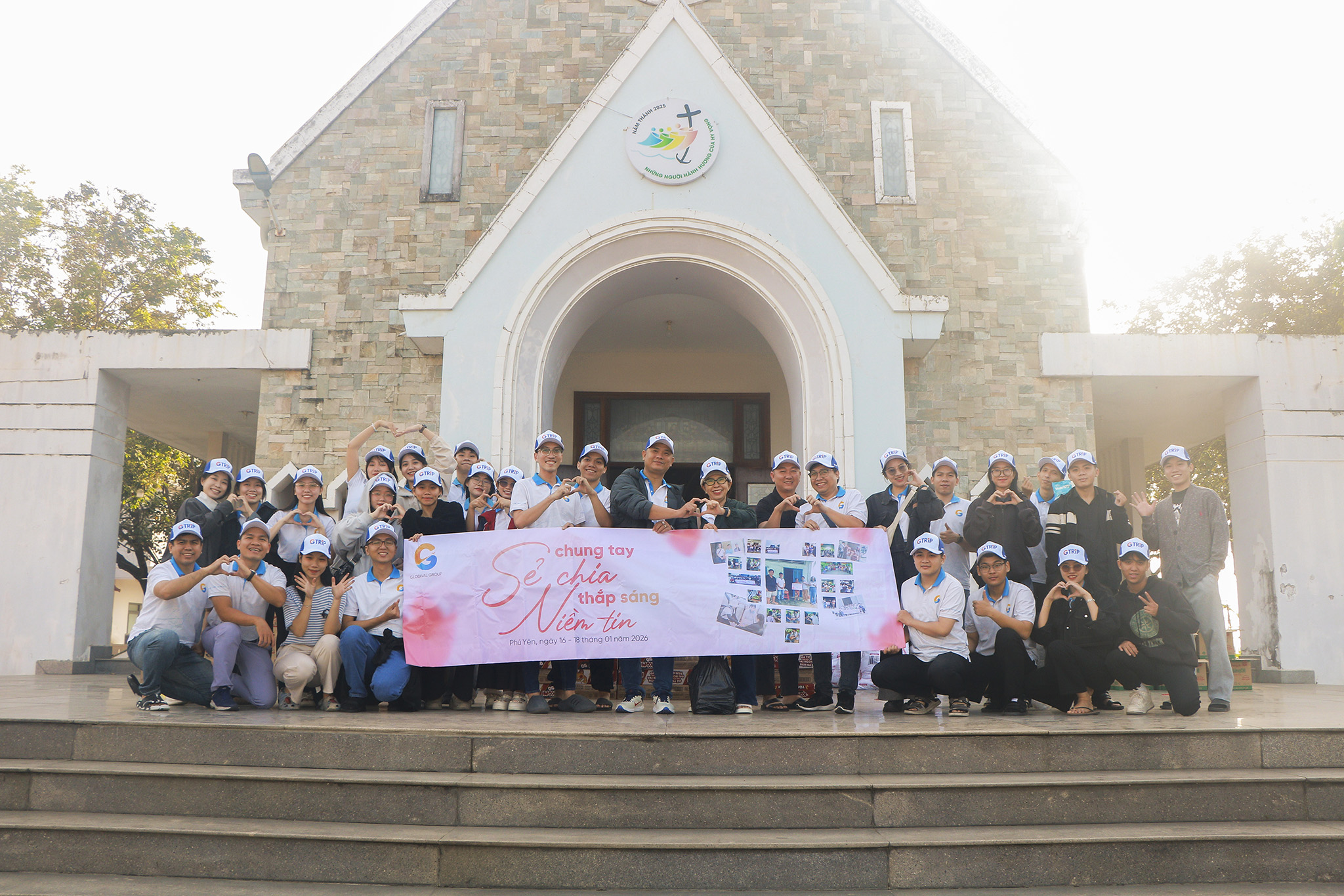 LOVE AND SUPPORT IN PHU YEN AFTER THE FLOODS