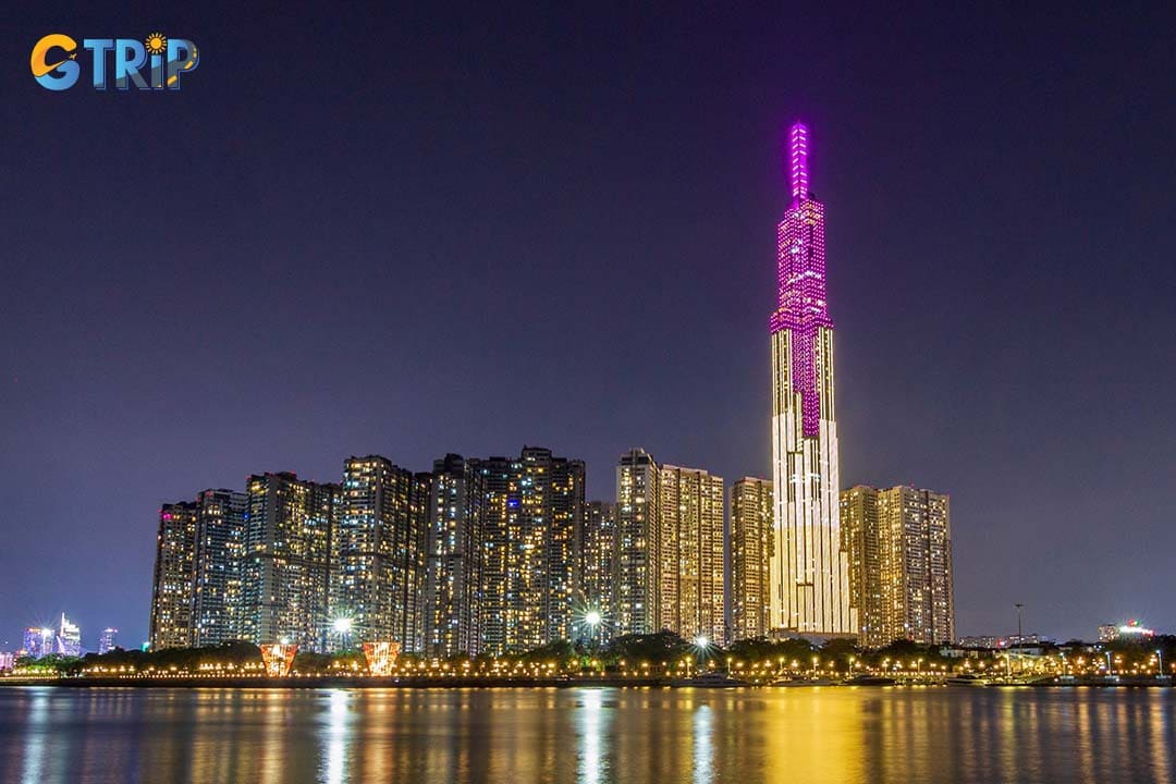 A large part of the district is shaped by the sweeping curve of the Saigon River, allowing Binh Thanh to blend modern high-rises with peaceful riverside green spaces
