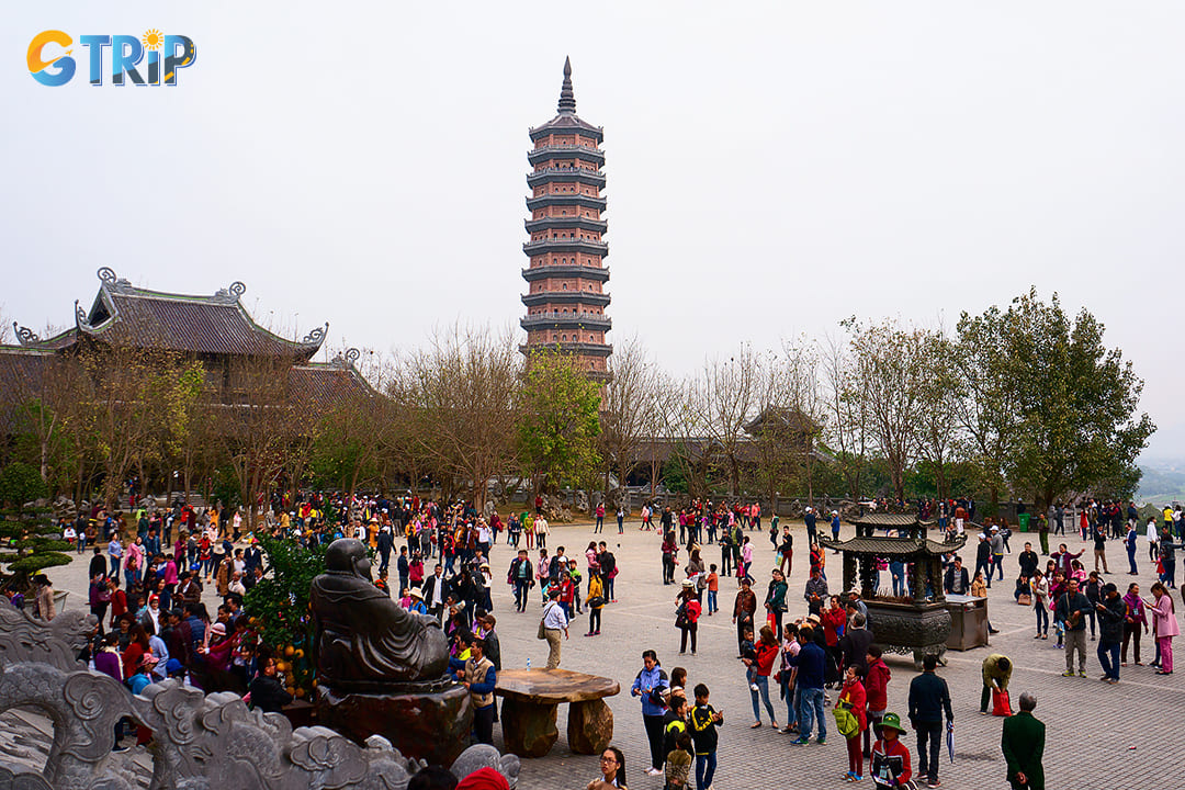 A lot of people go to Bai Dinh Pagoda to join its festival in February