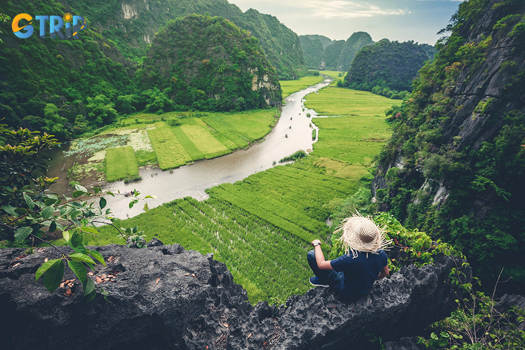 A perfect scenic view for photography in Ninh Binh in March