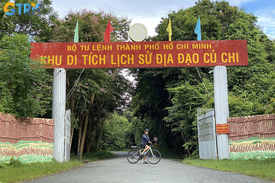 A powerful historical site where visitors explore reconstructed tunnels, wartime traps, and displays showcasing the resilience of Vietnamese soldiers