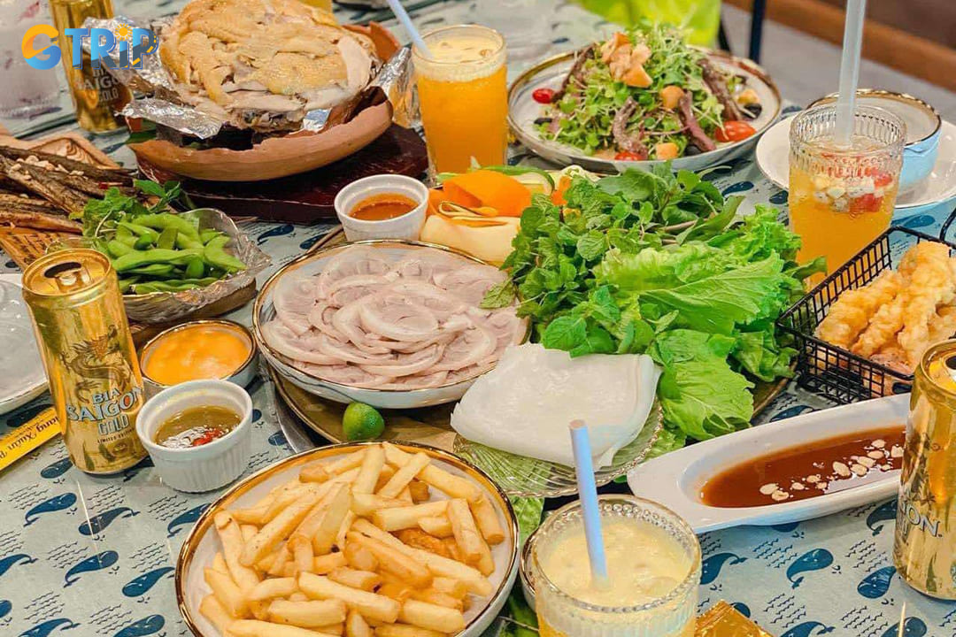 A table full of delicious food from Xuan Phuc Restaurant