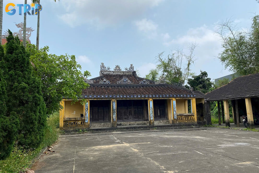 A walk through Phong Nam Ancient Village reveals timeless rural charm, from its traditional gate and sacred communal spaces to Dong Hoa Wharf