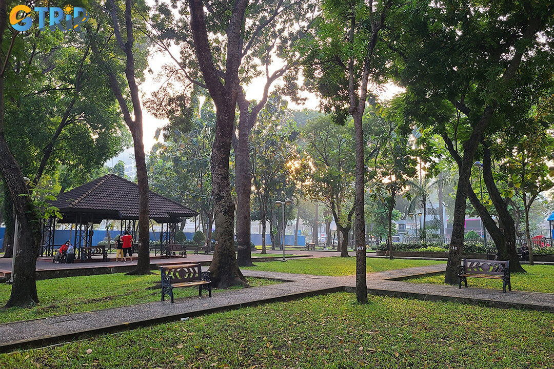 Across from the lively streets, 23/9 Park offers a peaceful green escape, a place to stroll, unwind, and glimpse the everyday rhythm of Saigon life
