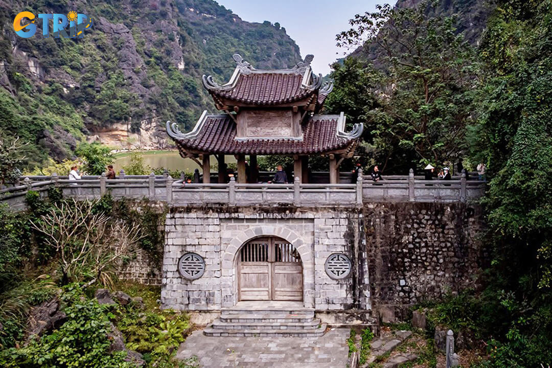 Am Tien Pagoda in the tranquil atmosphere 