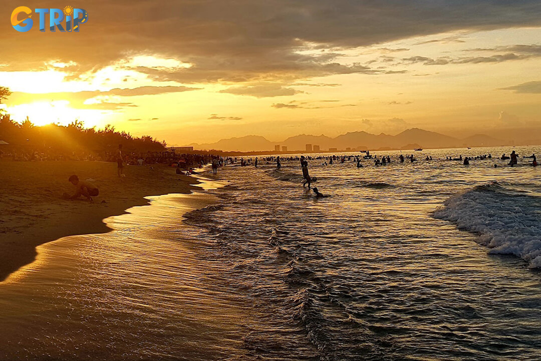 An Bang Beach offers stunning sunrise and sunset views, with peaceful mornings and vibrant, photo-worthy evening skies