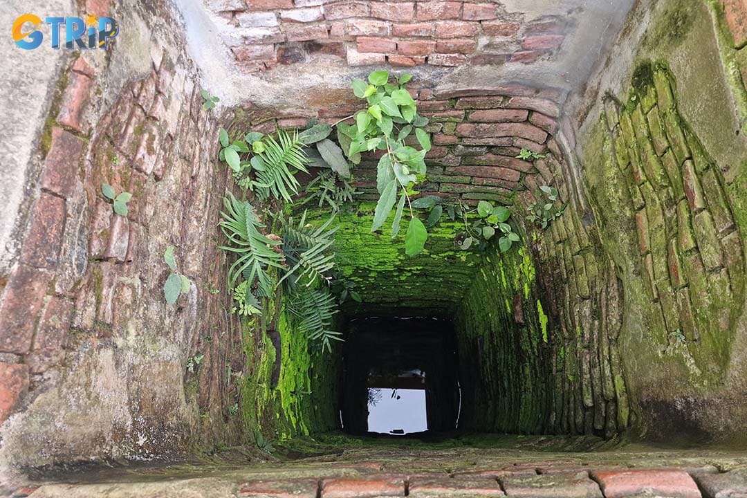 Ba Le Well is a square well, approximately 4 meters deep from ground level, covering about 10 square meters