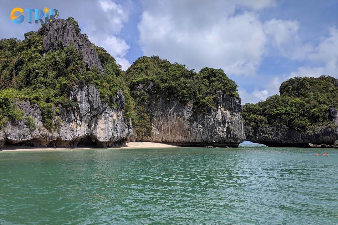 Ba Trai Dao Islet is believed to have formed from three peaches stolen by a fairy to grant a fisherman immortality, adding to its cultural and mythical significance