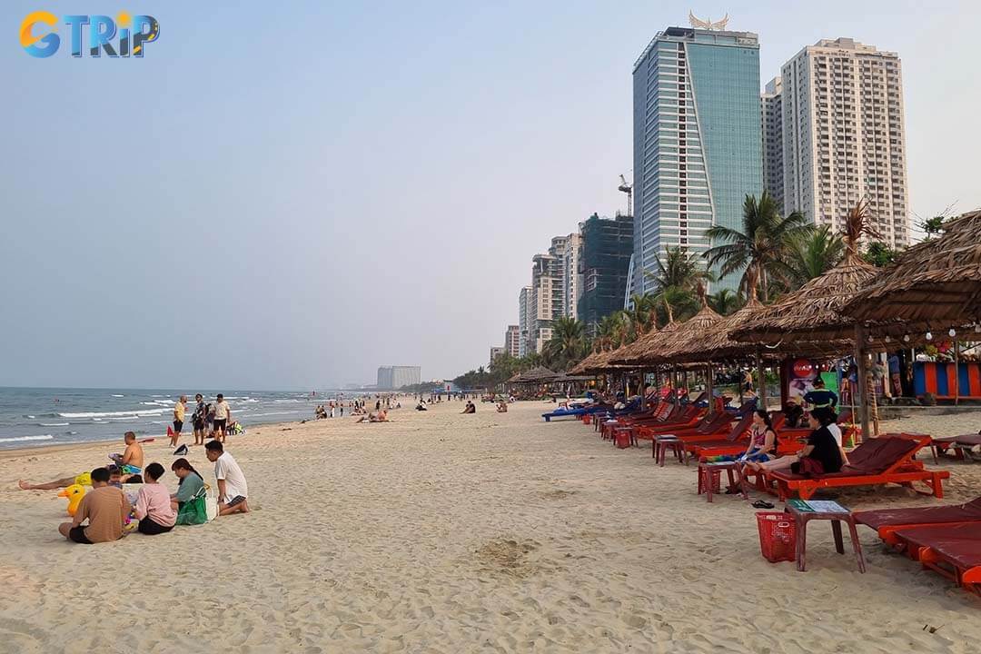 Bac My An Beach is perfect for scenic, crowd-free photography, with golden-hour light illuminating calm seas, fishing boats, and authentic local life