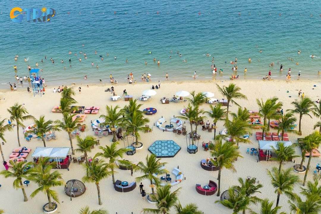 A view of Bai Chay Beach