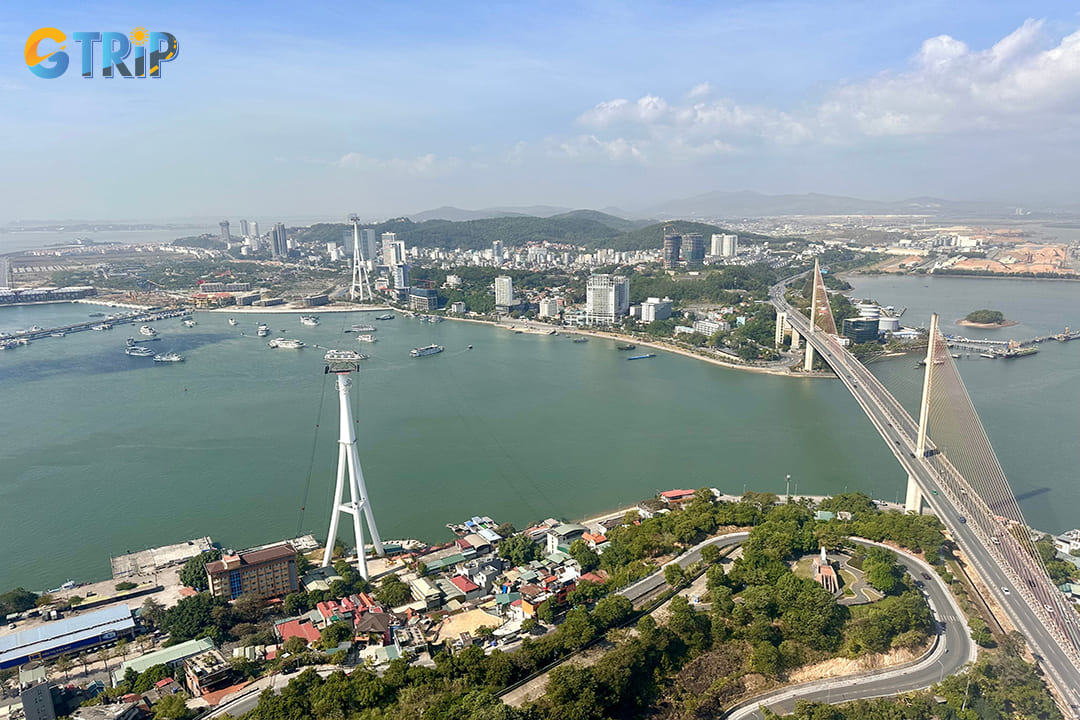 Bai Chay Bridge’s view from above