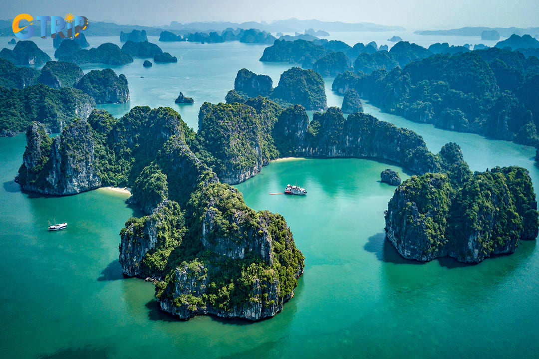 Bai Tu Long Bay is a short trip away from Giai Oan Pagoda