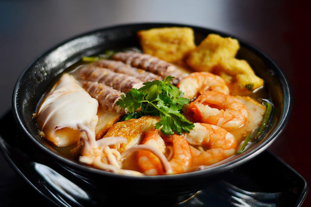 8 Best Seafood Noodles in Hanoi You Must Try