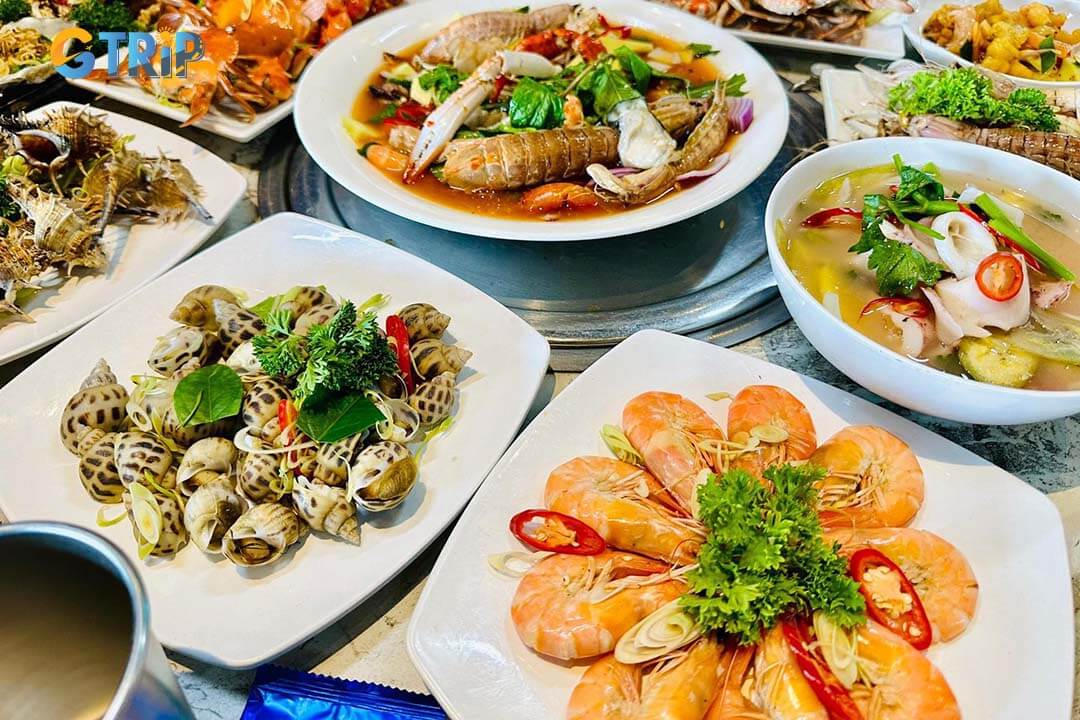 Bien 14 Seafood Buffet Restaurant is a must-visit destination for seafood lovers in Ha Long