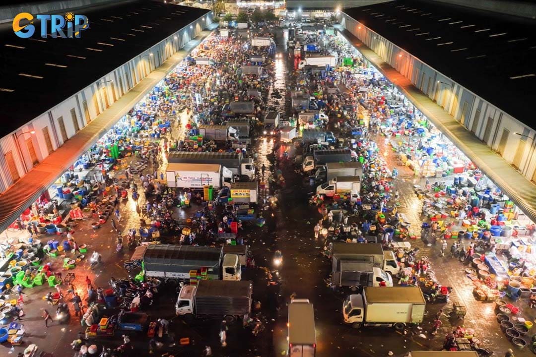 Binh Dien Market in Ho Chi Minh City is a colossal wholesale market and the largest of its kind in Vietnam