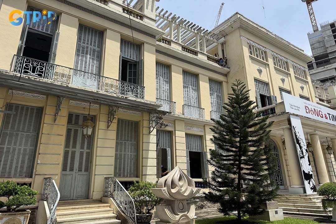 Block 2 hosts rotating temporary exhibitions that feature contemporary Vietnamese art, international showcases, and thematic displays