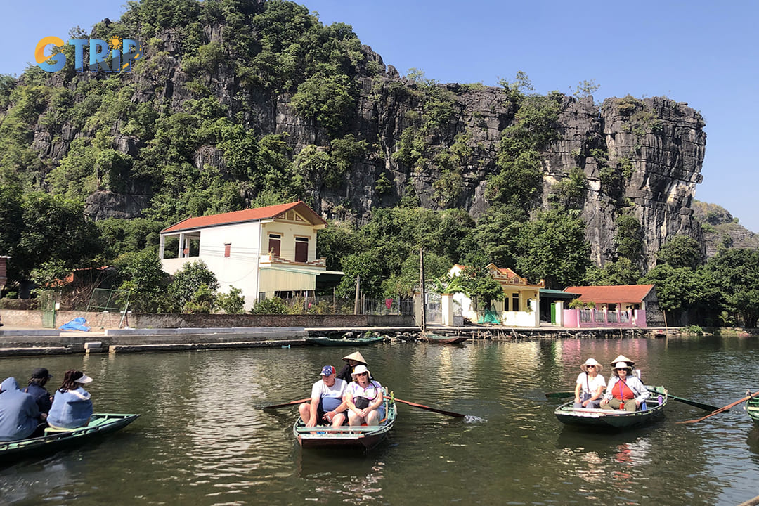 Opportunity to take landscape photos in Thung Nang while exploring this place by boat tour