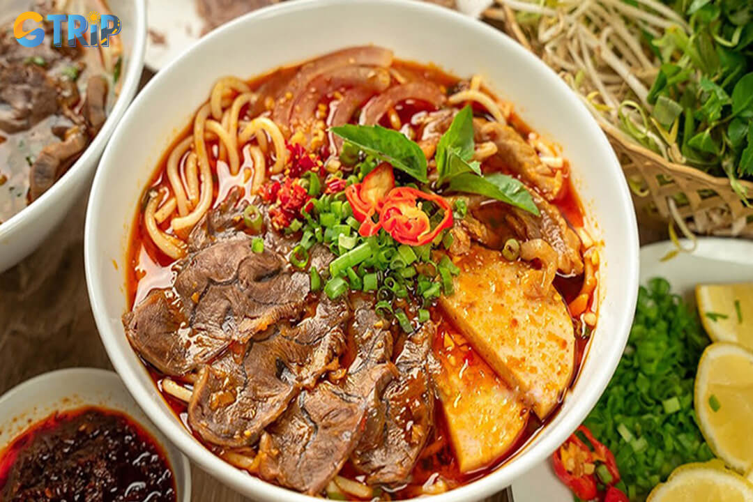 Bun Bo Hue Song Anh serves a balanced, aromatic Hue-style broth with tender meats and generous portions, appealing to both traditional and modern palates