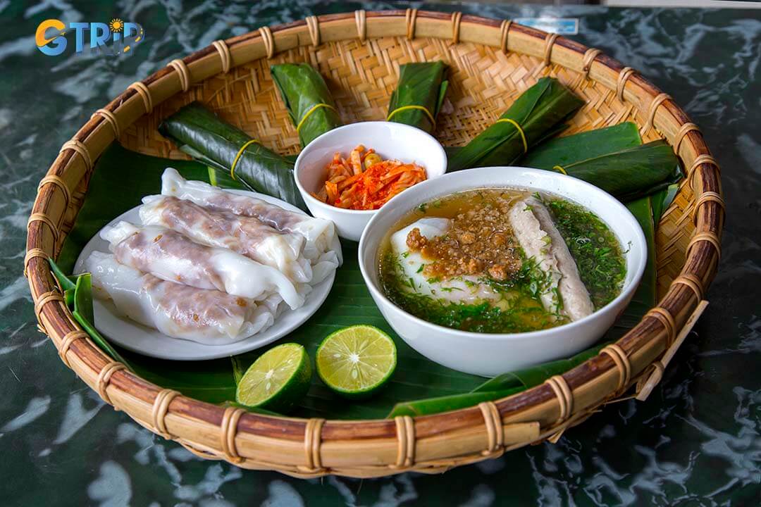 Cao Bang’s cuisine blends fresh local ingredients with traditional techniques, offering specialties like steamed rice rolls, sour noodle soup, and five-color sticky rice