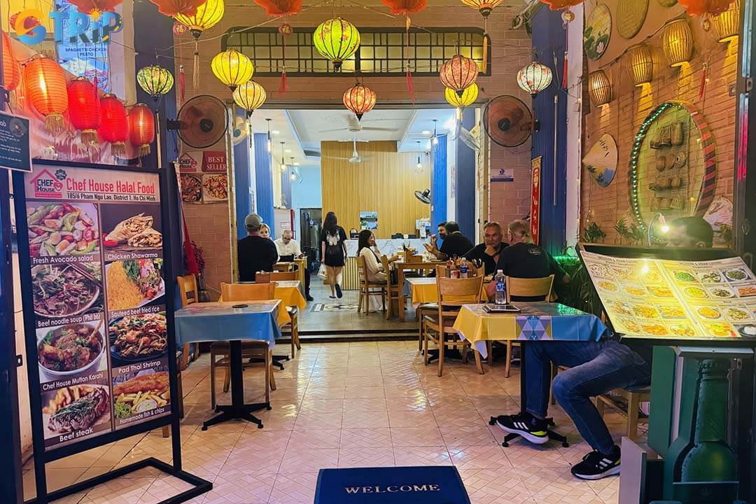 Chef House Halal Food is a cozy, family-run halal restaurant on Pham Ngu Lao Street, loved for its friendly service and home-style Vietnamese dishes