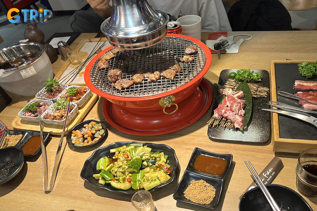 Chifan brings the enticing flavors of Northern Chinese cuisine to Hanoi through its signature charcoal grilling technique