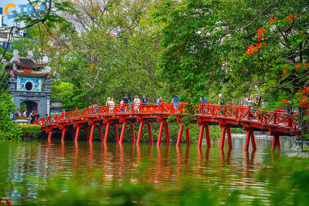 Choosing the right time to visit Hanoi is key, as seasonal changes affect weather, comfort, and cultural experiences during your short stay