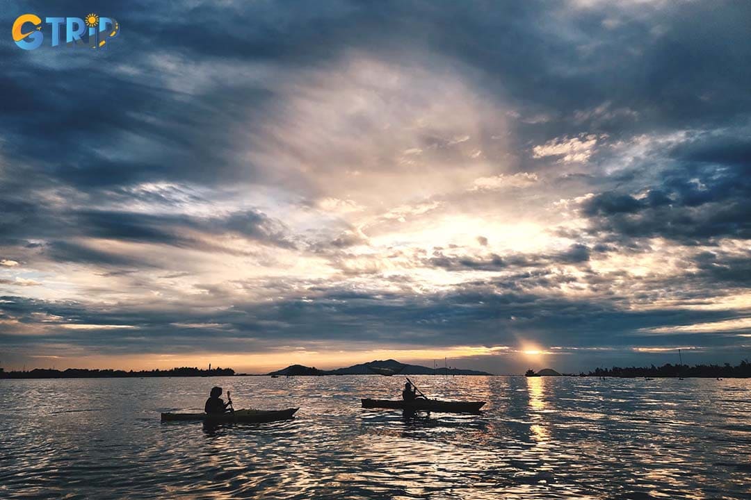 Coco River offers a peaceful and quiet atmosphere to kayak