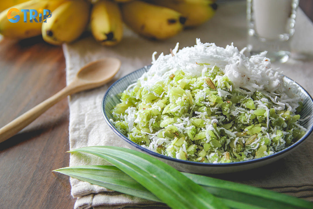 Com refers to Vietnam's beloved young green rice, harvested when rice grains are still tender and aromatic