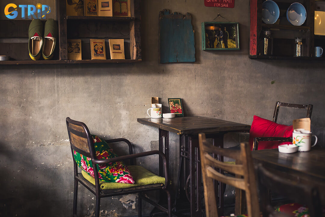Cong Ca Phe blends post-war nostalgia with bold coffee flavors in a vintage setting full of retro charm