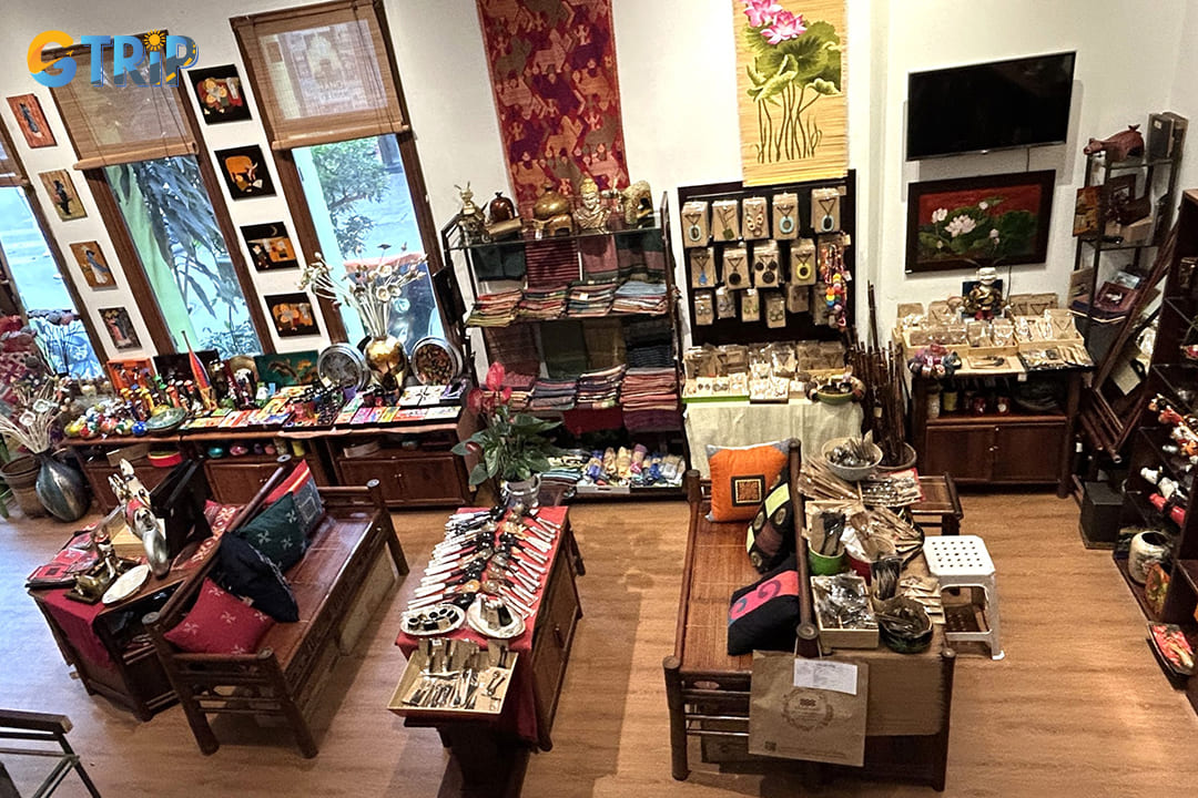 Craft Link connects visitors with authentic handicrafts while ensuring ethical production and fair compensation for artisans