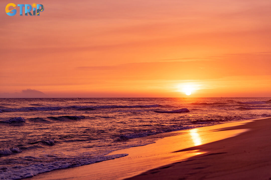 Cua Dai Beach offers a peaceful escape with a unique river-meets-sea landscape and beautifully changing water colors throughout the day