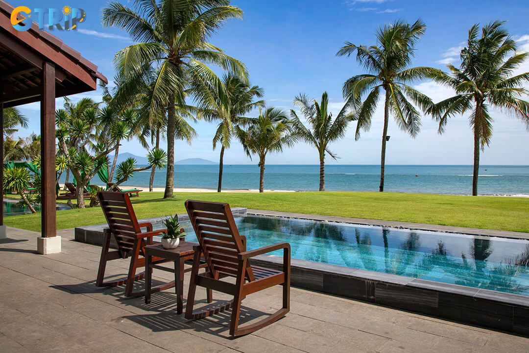 Cua Dai offers a wide range of stays, from luxury beachfront resorts to peaceful riverside retreats with scenic views