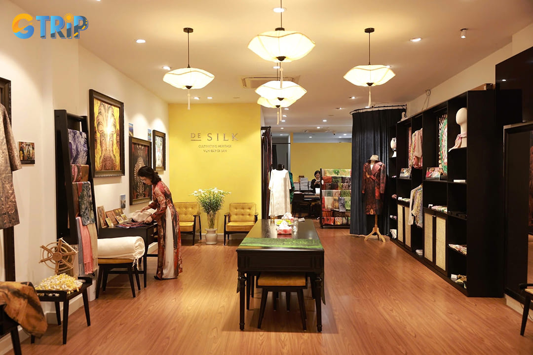 Desilk has established itself as a destination for educational tourism combined with silk shopping