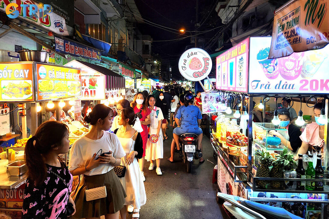 Dining at Ho Thi Ky offers a taste of Cambodian-Vietnamese heritage, where every dish tells a story of tradition, resilience, and cultural pride