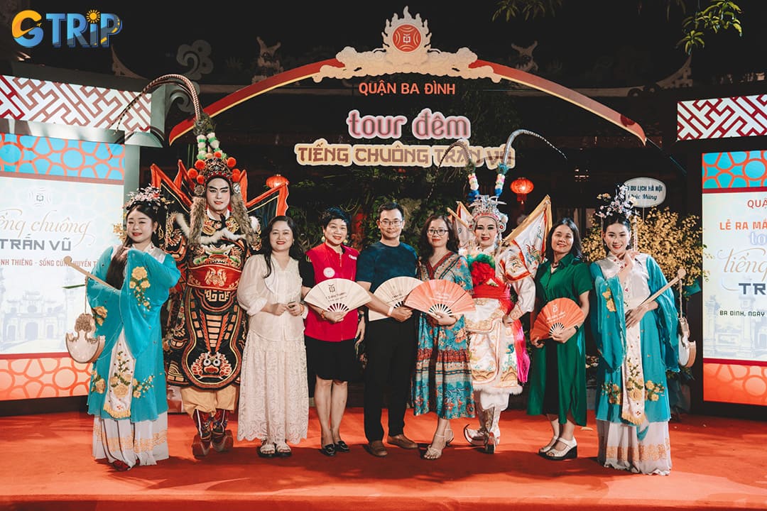 Discover Hanoi mysterious Hanoi last night tours of cultural, historical and emotional cuisine