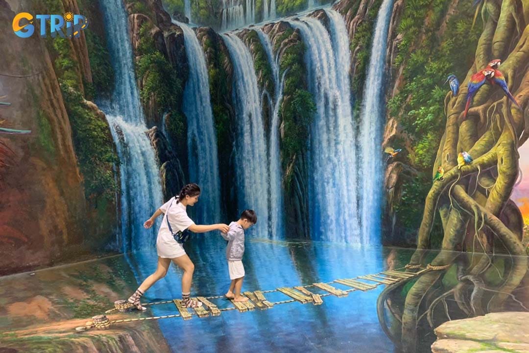 Discover the galleries in order to have the best experience