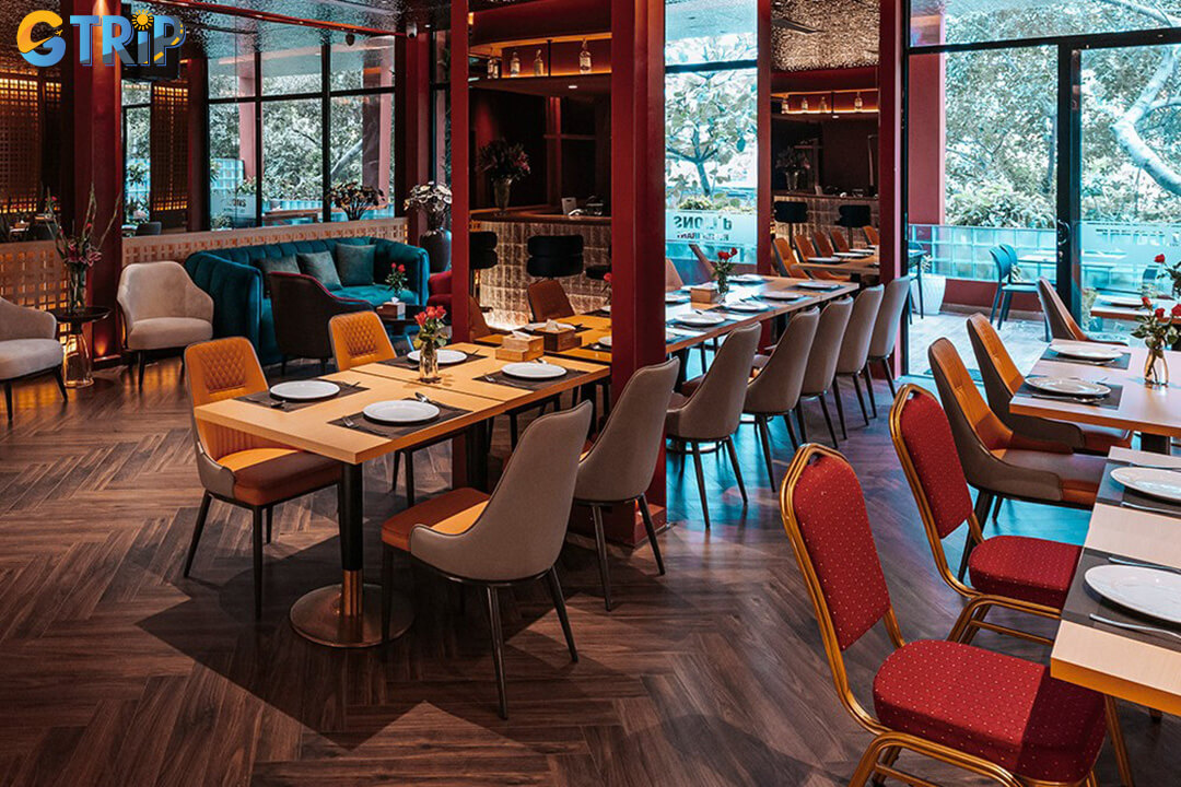 d'LIONS Restaurant serves authentic Singaporean and Malaysian Halal cuisine in Hanoi, blending bold flavors with a refined, welcoming atmosphere