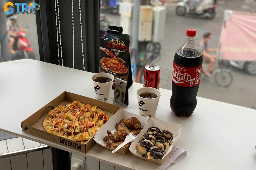 Domino’s Pizza in Hanoi serves consistent global flavors with local twists, offering a reliable spot for quick comfort food