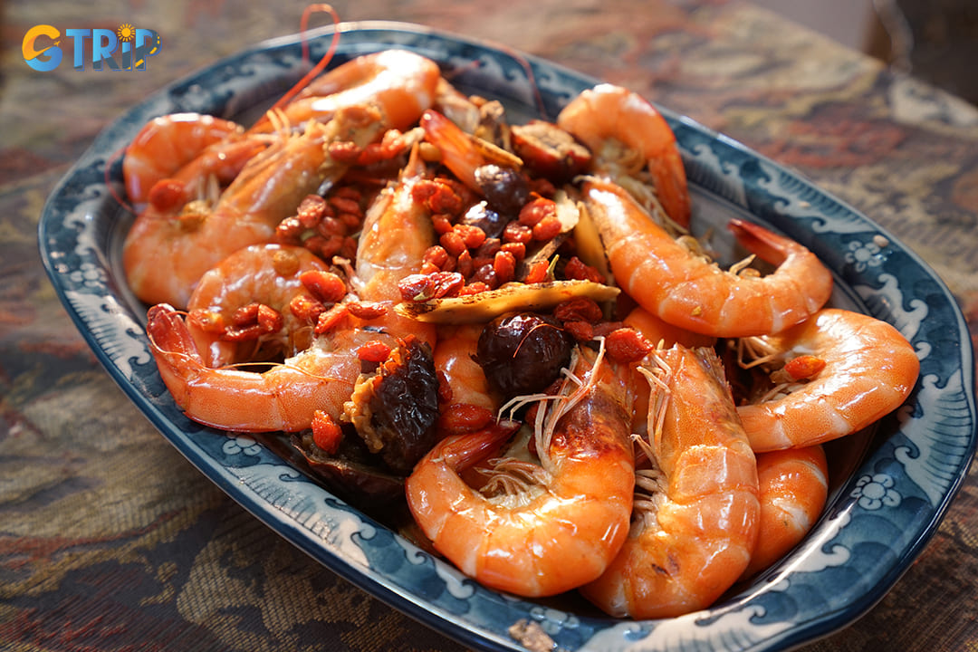 Drunken prawn is a must-try seafood delicacy that showcases the region's fresh marine flavors