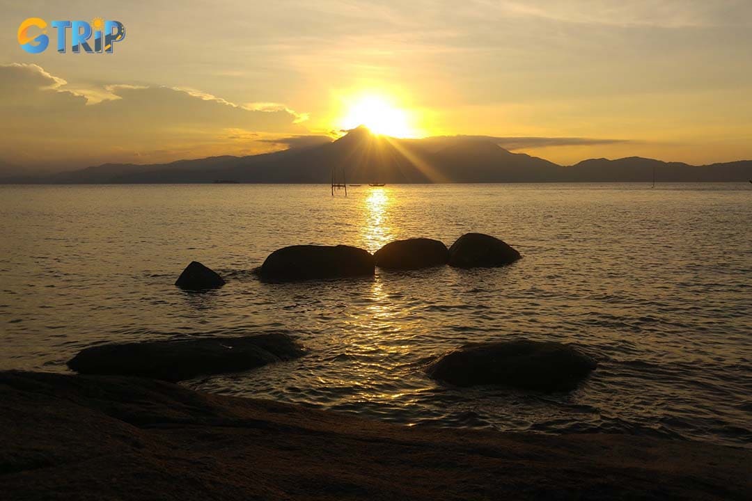 During the sunset, the beach becomes so magical that you have to capture the moment