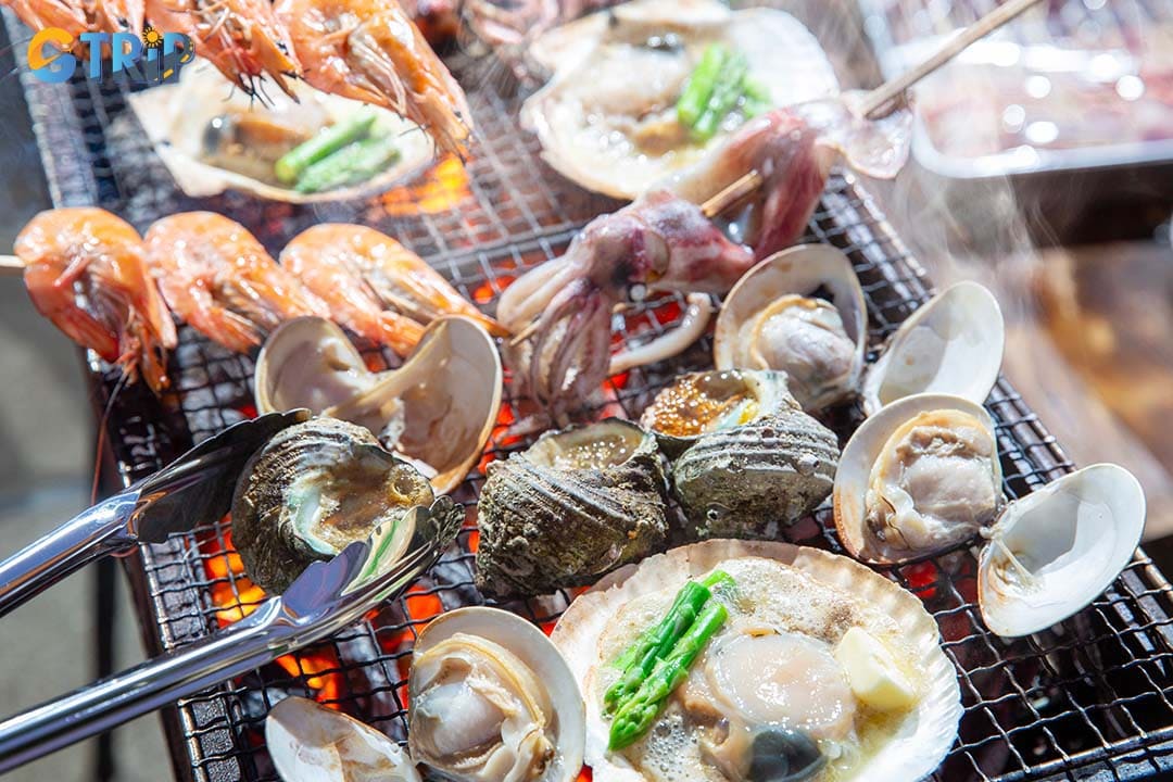 Eating local seafood is a must-do activity when visiting Black Rock Beach in Da Nang