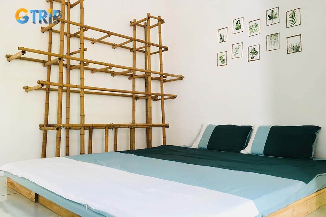 Nok Studio blends traditional Vietnamese architecture with modern design, offering a unique stay complete with herbal baths and local breakfast in Duong Lam