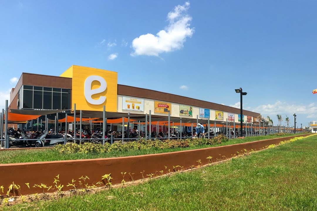Emart Go Vap is a massive shopping center that has everything you need