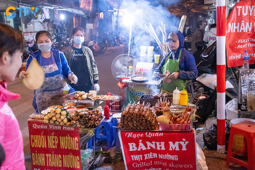 Once you’ve had your fill of the market, venture into the nearby lanes of the Old Quarter