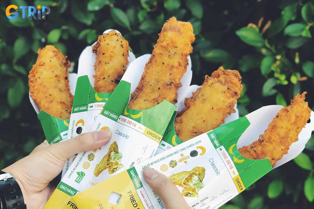 Fried bananas in Ho Chi Minh City are a crispy, sweet street snack, often served with coconut, nuts, or creative toppings for a flavorful, affordable treat