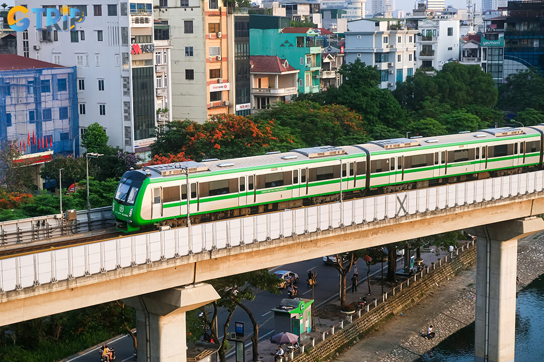 Getting around Hanoi is part of the adventure, mix walking, cyclos, ride-hailing apps, and the new metro to explore the city with ease and local flair