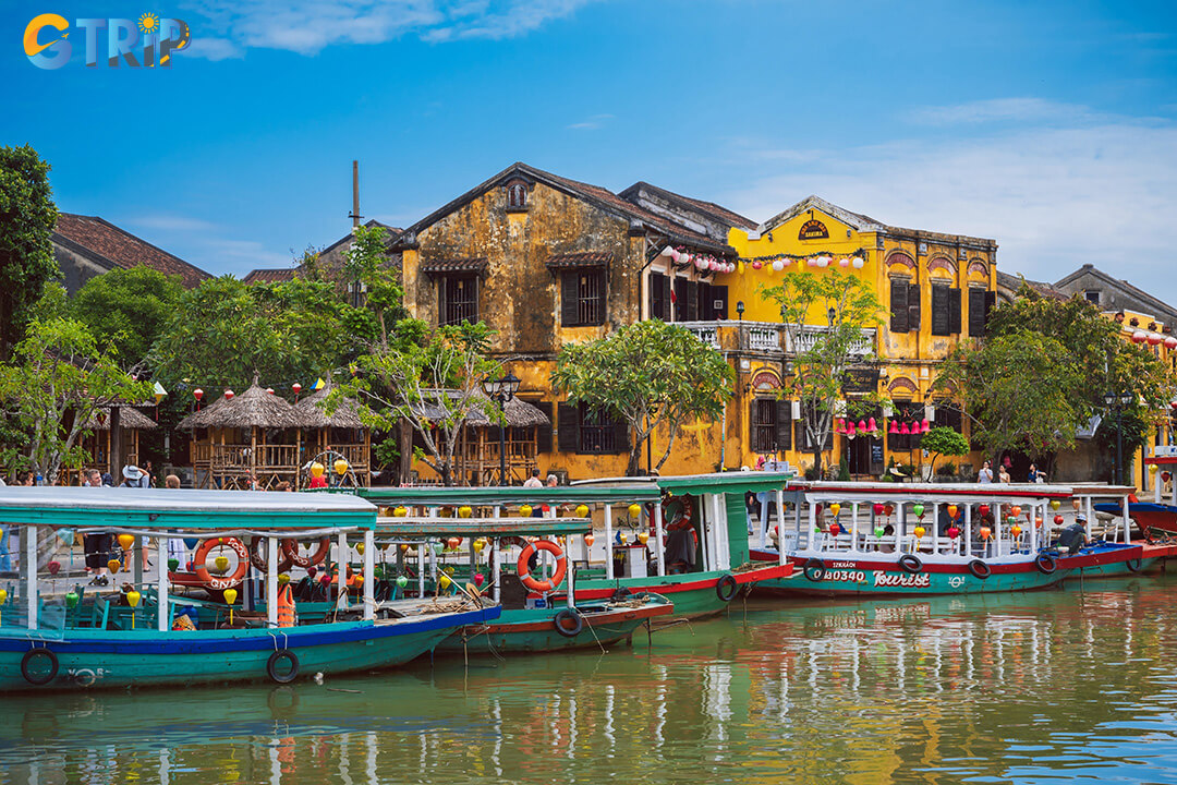 Getting around Hoi An is easy and flexible, with walking, cycling, motorbikes, and boat rides on the Hoai River offering memorable ways to explore